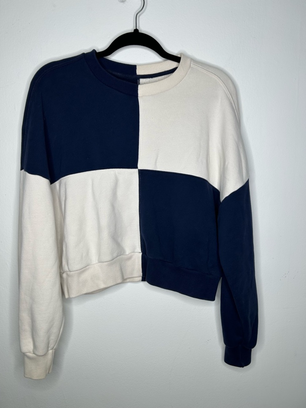 Abercrombie & Fitch Color Block cotton blend Cropped Crewneck sweater